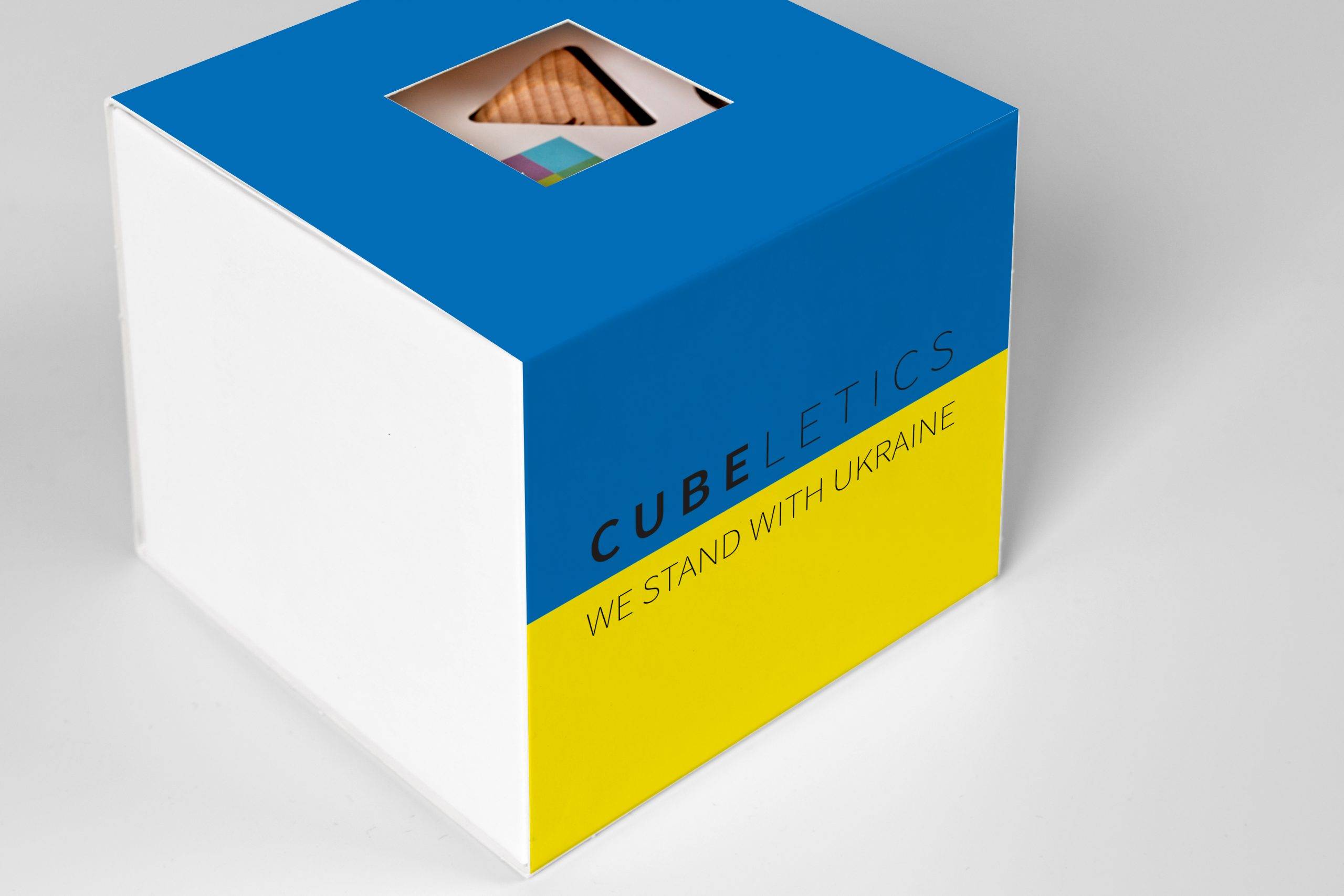 CUBELETICS flexibility - we stand with ukraine